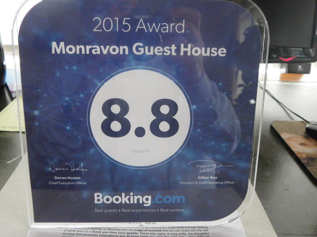 Monravon Guest House Holyhead Exterior foto
